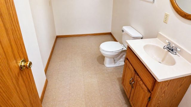2416 C Street SW, Cedar Rapids, IA 52404