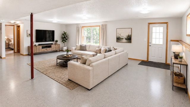 2416 C Street SW, Cedar Rapids, IA 52404