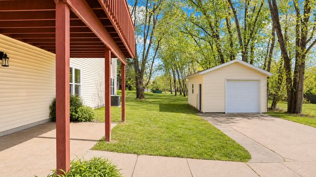 2416 C Street SW, Cedar Rapids, IA 52404