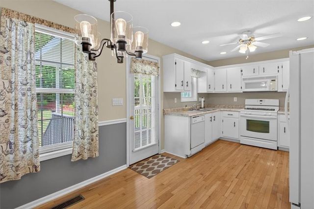 402 Deer Run, Jasper, GA 30143