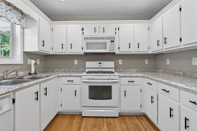 402 Deer Run, Jasper, GA 30143