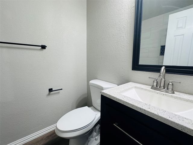 525 Cole Avenue, Saginaw, TX 76179