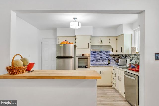 7310 WESSEX DR, Temple Hills, MD 20748