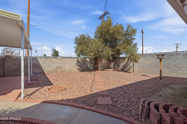 4048 W EL CAMINITO Drive, Phoenix, AZ 85051