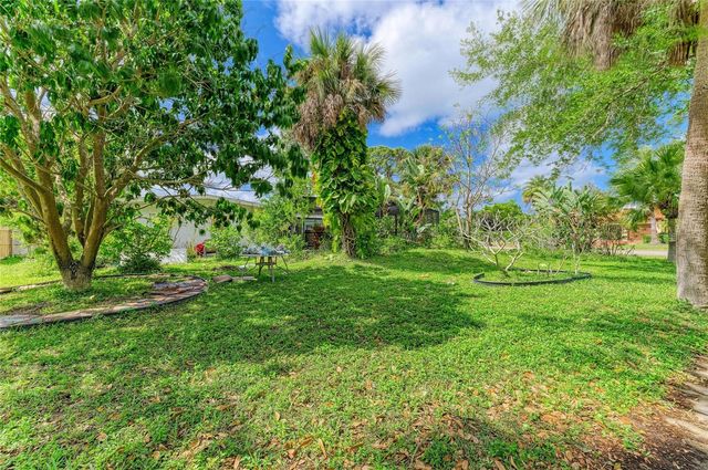 315 PARK BOULEVARD S, Venice, FL 34285
