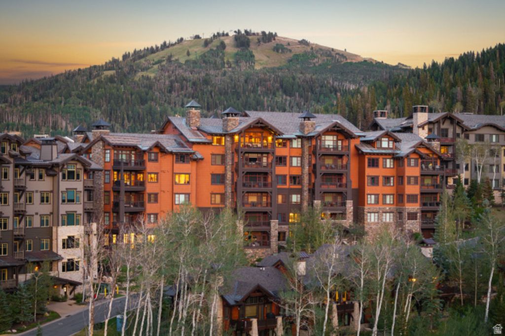 8894 EMPIRE CLUB DR #603, Park City, UT 84060 — exterior