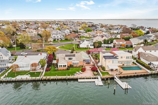 209 W Shore Drive, Massapequa, NY 11758