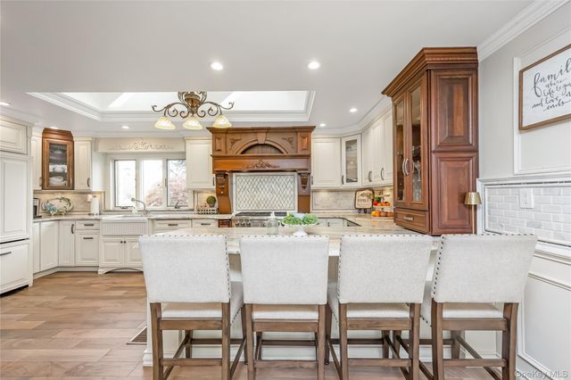 209 W Shore Drive, Massapequa, NY 11758