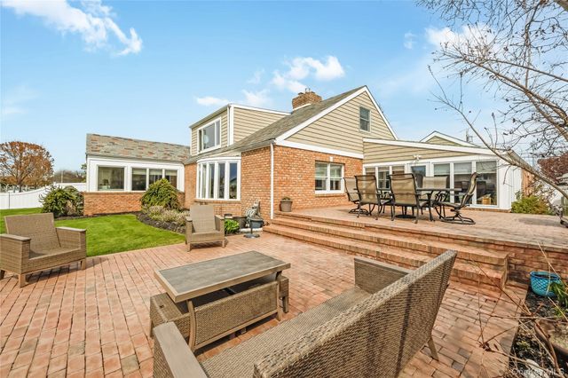 209 W Shore Drive, Massapequa, NY 11758