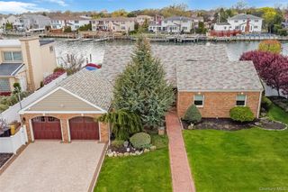209 W Shore Drive, Massapequa, NY 11758