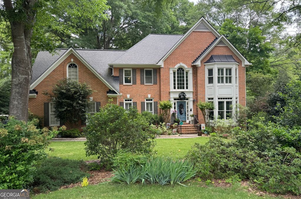302 Oak Lawn Court, Peachtree City, GA 30269