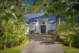 19009 SE Old Trail Drive W, Jupiter, FL 33478