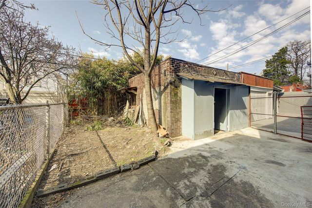 89-24 146th Street, Jamaica, NY 11435