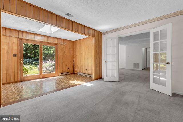 852 WOODMONT RD, Annapolis, MD 21401