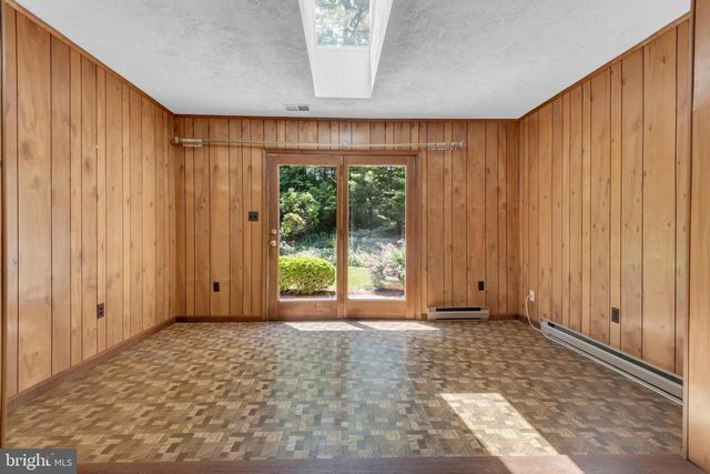 852 WOODMONT RD, Annapolis, MD 21401