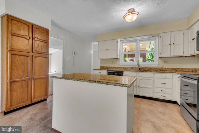 852 WOODMONT RD, Annapolis, MD 21401