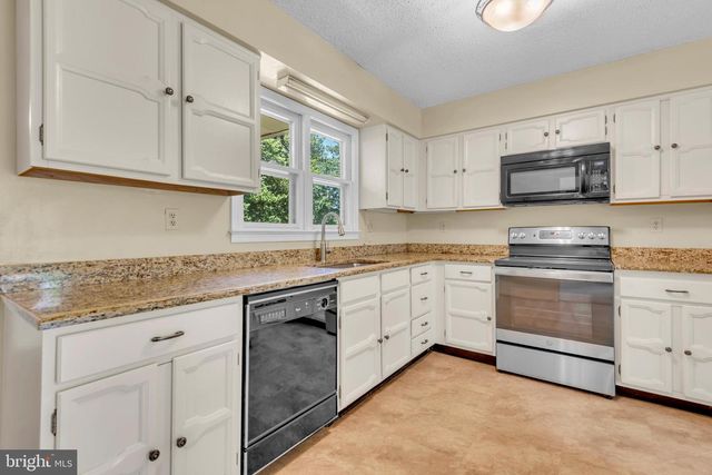 852 WOODMONT RD, Annapolis, MD 21401