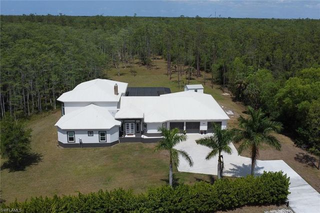 19640 Burgundy Farms RD, Estero, FL 33928