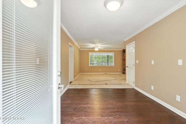 5007 Green Rd, Maryville, TN 37804