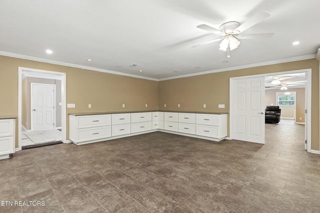 5007 Green Rd, Maryville, TN 37804