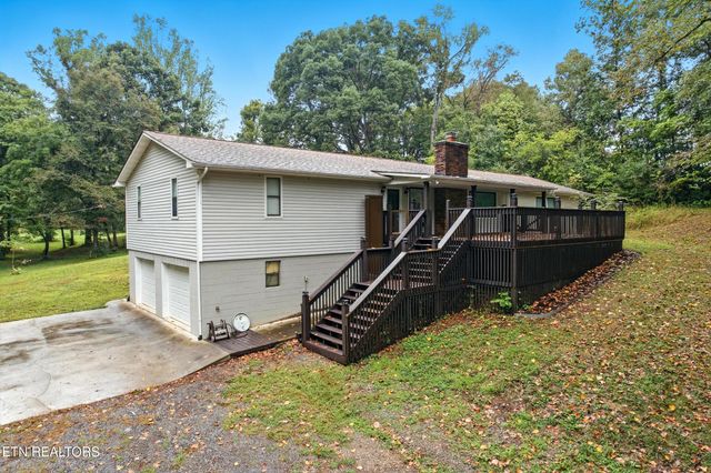 5007 Green Rd, Maryville, TN 37804