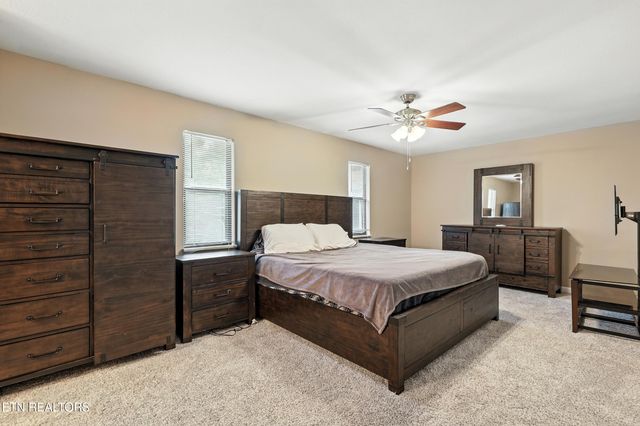 5007 Green Rd, Maryville, TN 37804