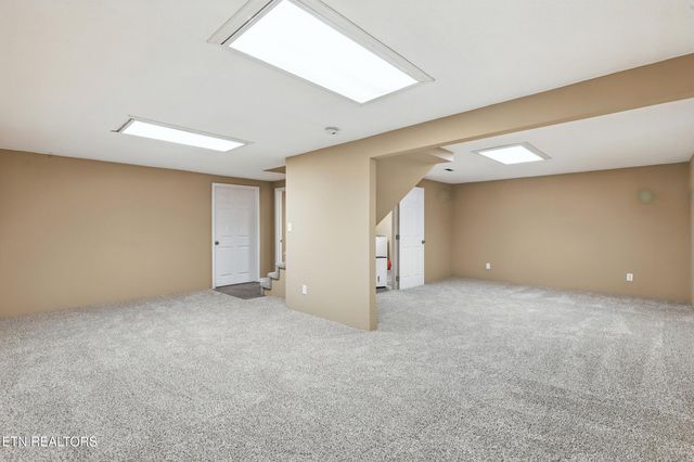 5007 Green Rd, Maryville, TN 37804