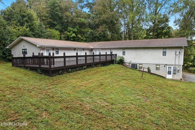 5007 Green Rd, Maryville, TN 37804