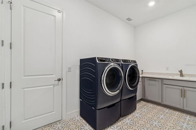 4848 ROSATTI ROAD, Wesley Chapel, FL 33543