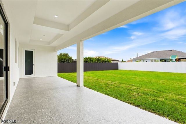 143 Nelson RD N, Cape Coral, FL 33993