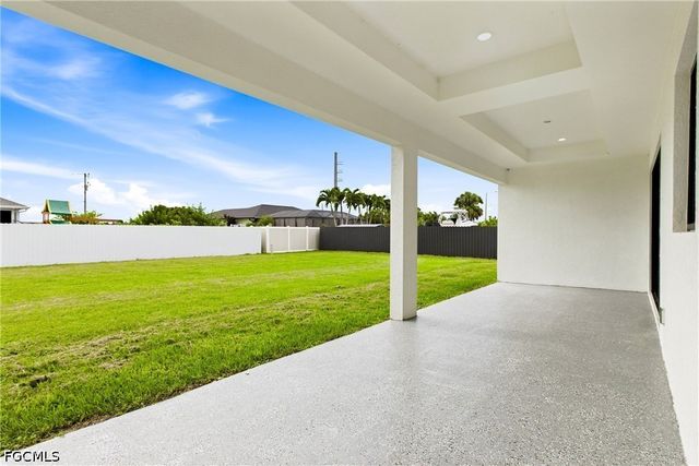 143 Nelson RD N, Cape Coral, FL 33993