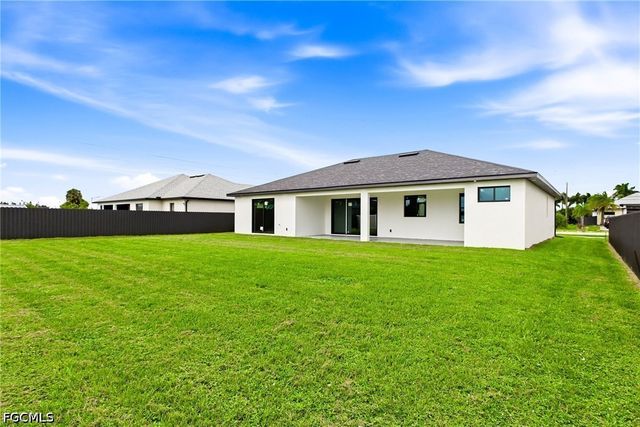 143 Nelson RD N, Cape Coral, FL 33993