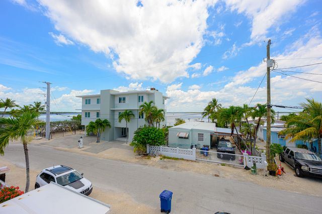 78 Avenue D, Key Largo, FL 33037