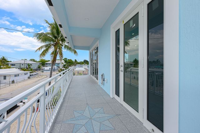 78 Avenue D, Key Largo, FL 33037