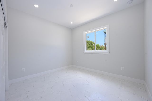 78 Avenue D, Key Largo, FL 33037