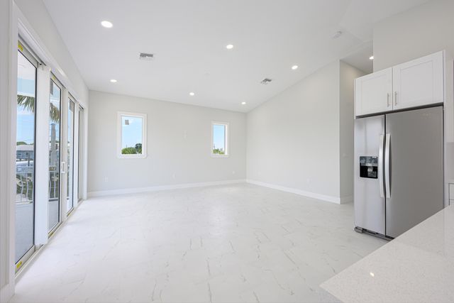 78 Avenue D, Key Largo, FL 33037