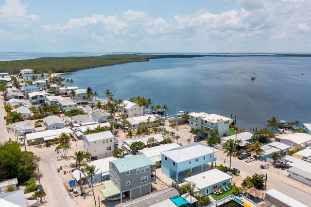 78 Avenue D, Key Largo, FL 33037