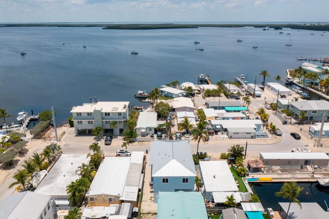 78 Avenue D, Key Largo, FL 33037