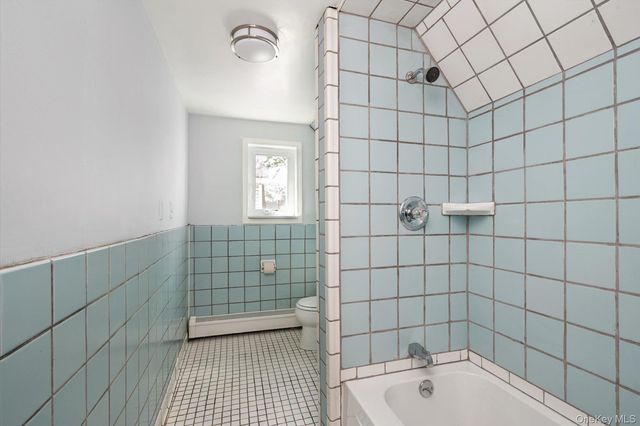 1640 Roosevelt Street, Baldwin, NY 11510