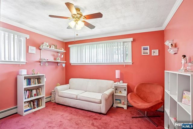 10 Independence Drive, Roselle, NJ 07203