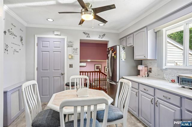 10 Independence Drive, Roselle, NJ 07203