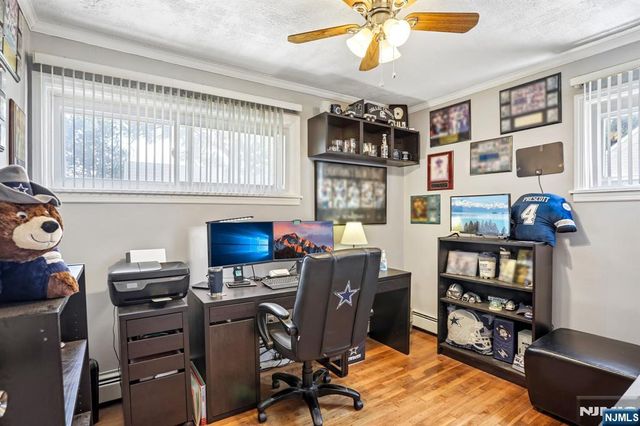 10 Independence Drive, Roselle, NJ 07203
