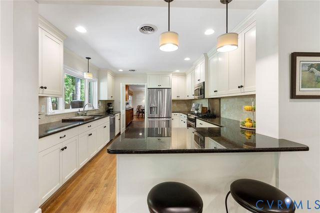 102 Raven Rock Rd, Henrico, VA 23229