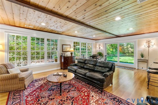 102 Raven Rock Rd, Henrico, VA 23229