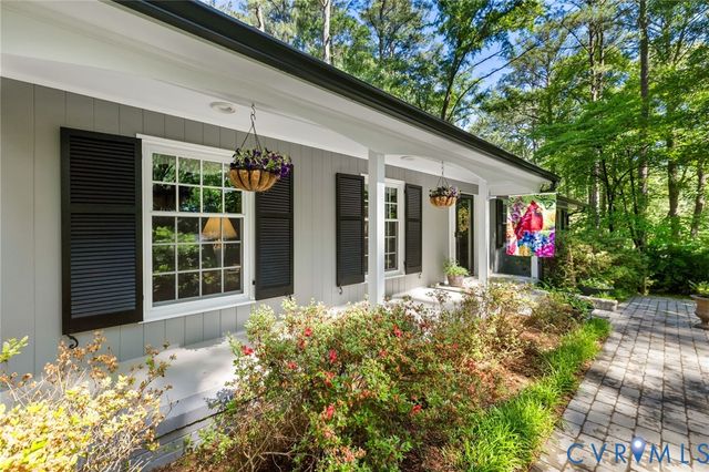102 Raven Rock Rd, Henrico, VA 23229