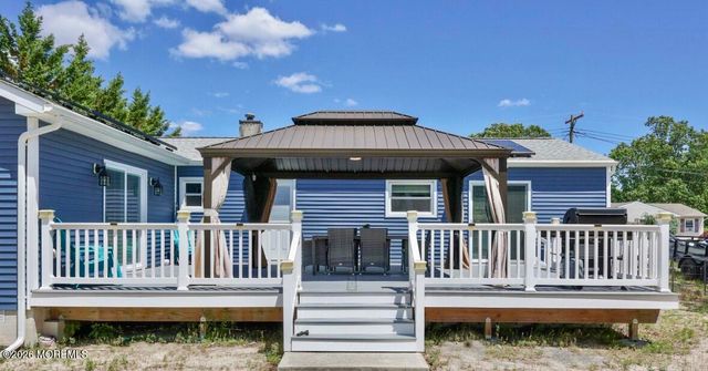 832 Demont Street, Toms River, NJ 08753