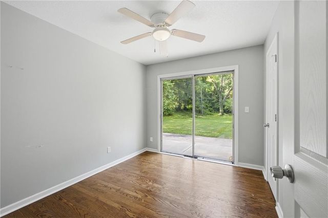 3165 LONGWOOD Avenue, Kansas City, KS 66104