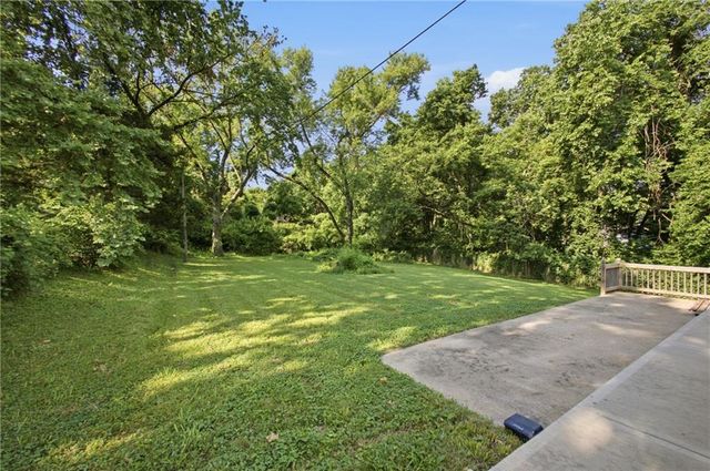 3165 LONGWOOD Avenue, Kansas City, KS 66104