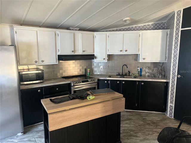 133 CYPRESS DRIVE, Debary, FL 32713