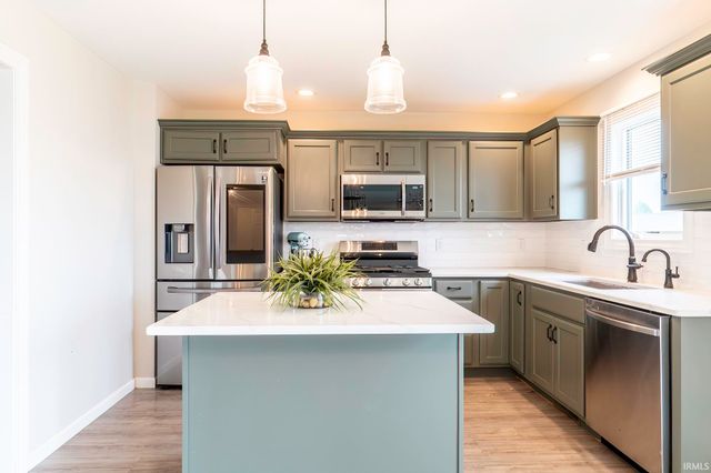 13079 Silk Tree Trail, Fort Wayne, IN 46814
